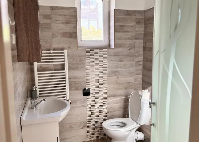 Platinum Gazde/Camere de închiriat Seghedin